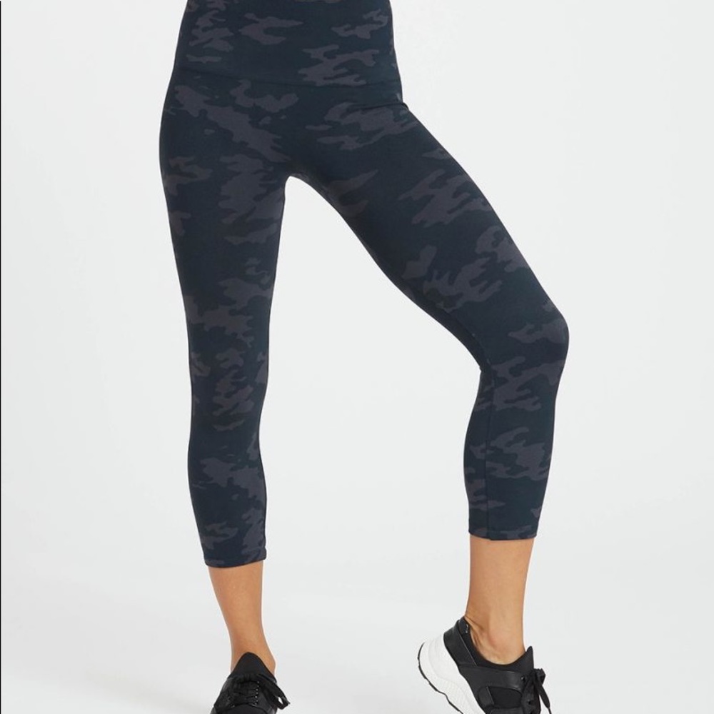 Look At Me Now Seamless Cropped SPANX Leggings